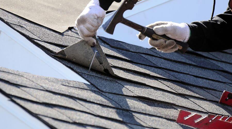 Professional gutter cleaning in Basile, LA